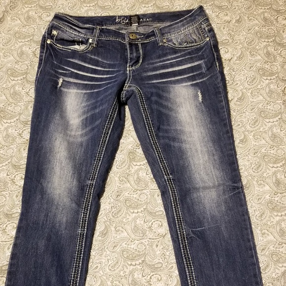 Ariya Jean's size 7/8 - Picture 1 of 7